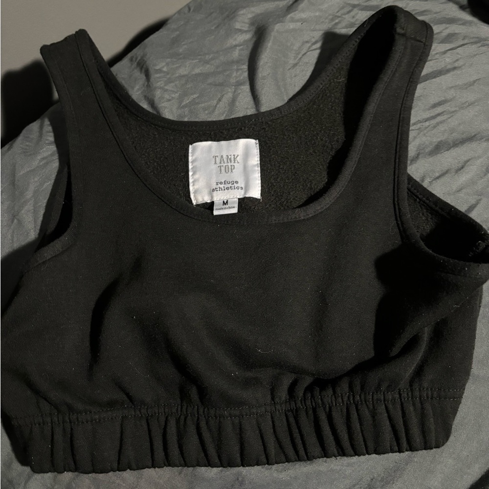 black crop top